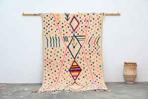 Tapis traditionnel Azilal 251 X 150 Cm Tapis traditionnel Azilal 251 X 150 Cm
