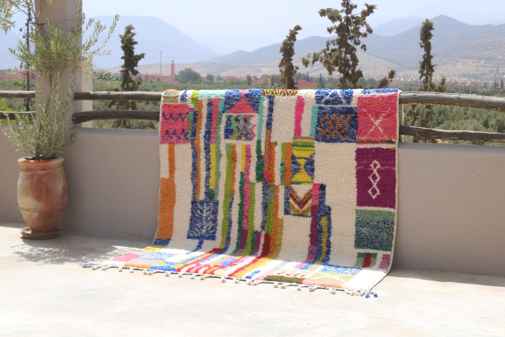 Tapis traditionnel Azilal 305 X 200 Cm