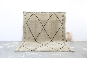 Tapis traditionnel Beni Mrirt 360 X 270 Cm
