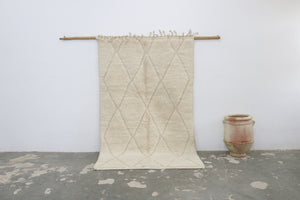 Tapis traditionnel Beni Ouarain 250 X 146 Cm